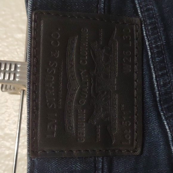 LEVI'S USED PANTS PANT LEG HEMS CUT. SIZE STATES W26 L30 BLUE - Picture 8 of 13